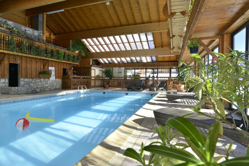 Hotel Le Ferraillon Abondance Bagian luar foto