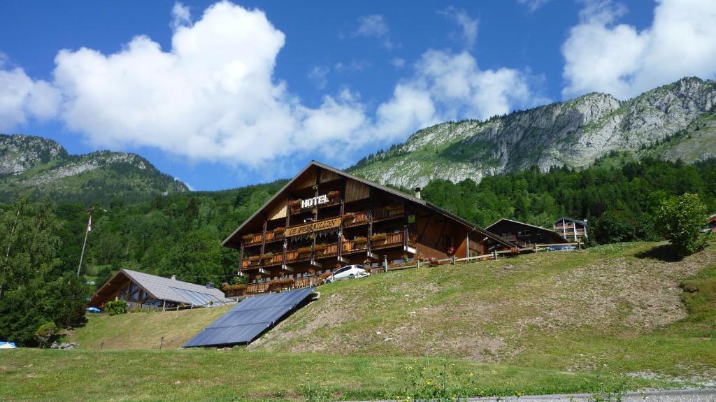 Hotel Le Ferraillon Abondance Bagian luar foto